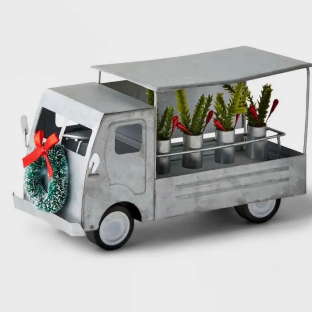 Target Wondershop Holiday Market Van